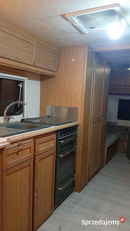 PRZYCZEPA KEMPINGOWA LUNAR DELTA 6104 Dąbrowa Chotomowska