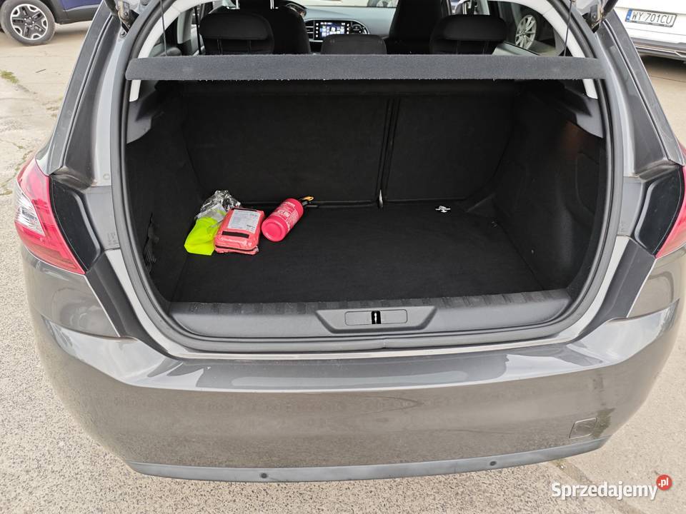 Hatchback 5d 12 PureTech 110 Manual2 x Klucz