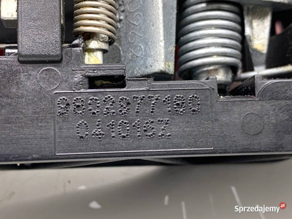 KLAMKA ZEWNĘTRZNA PRAWY TYŁ PEUGEOT 308 II osobowe