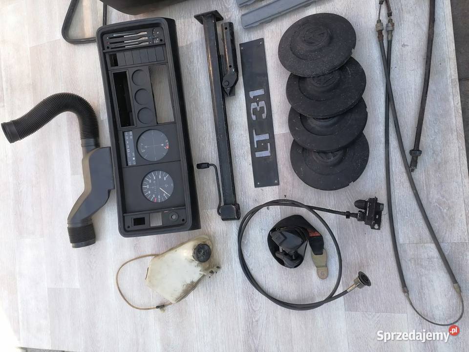 Części różne VW LT 28 31 35 45 licznik lampa Tenczynek