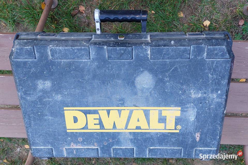 Młot udarowy DeWalt D25701QS Młoty udarowe Koszki sprzedam