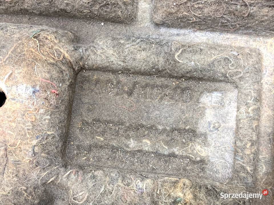 WYGŁUSZENIE MASKI FORD FIESTA MK7 Hatchback sprzedam