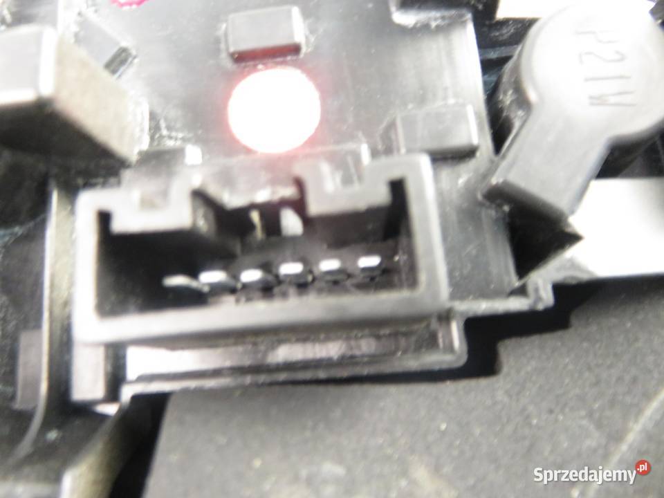 LAMPA LEWA TYLNA TOYOTA COROLLA E12