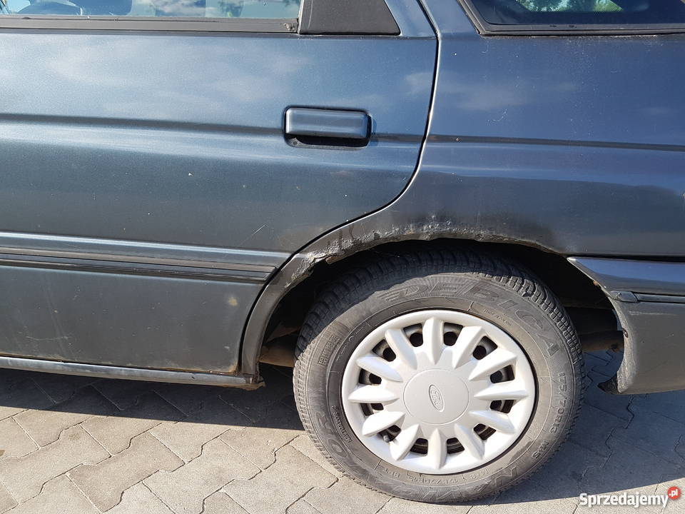 Ford Escort 16 16v benz