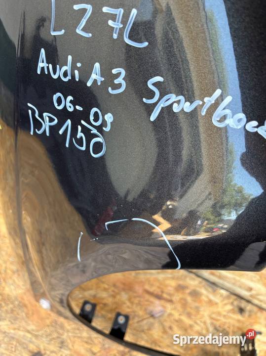 Audi A3 8P lift 0609 kod lak LZ7L BŁOTNIK PRZÓD osobowe wielkopolskie Słowikowo