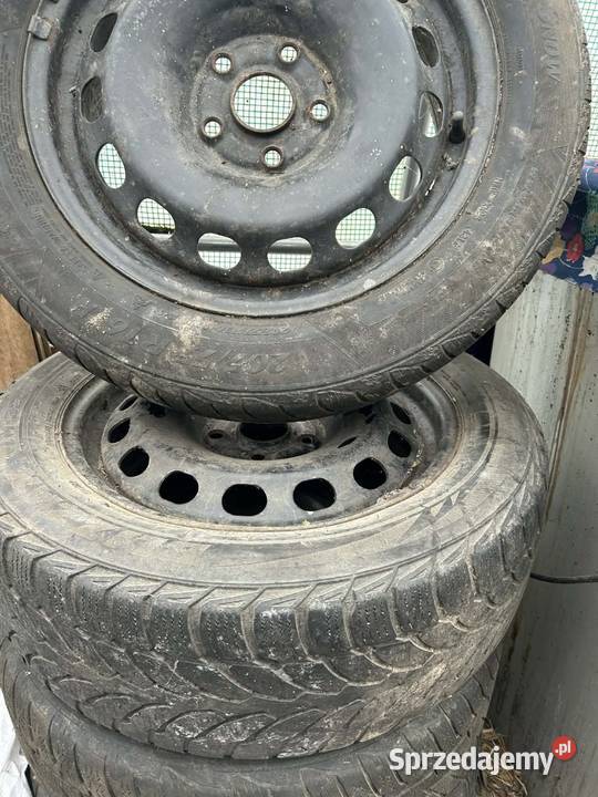 Felgi z oponami 20555 16 5x112 Średnica 16"