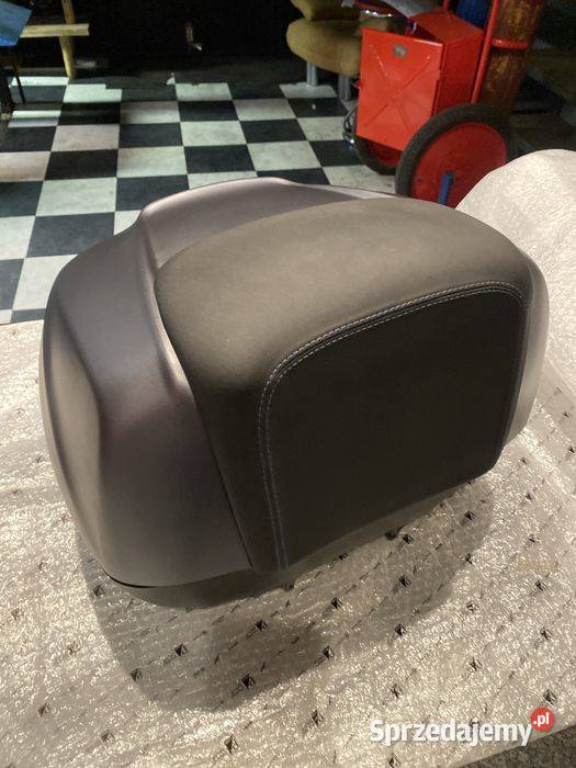 Kufer Centralny Piaggio Beverly Medley Nowy Poznań sprzedam