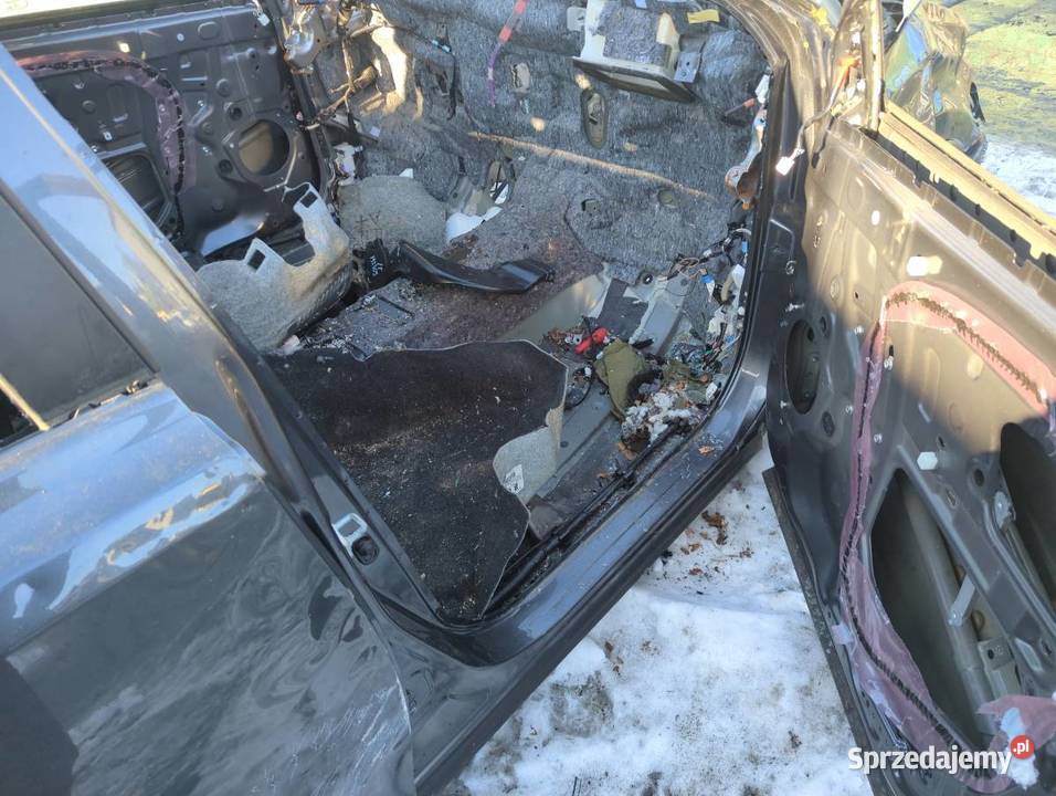 KAROSERIA ĆWIARTKA BŁOTNIK TYŁ PRÓG DACH