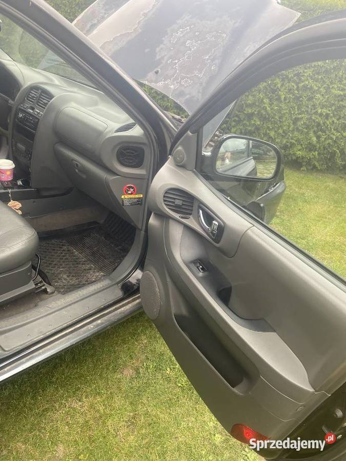 Hyundai Santa Fe 24 benzyna gaz Rok produkcji 2003 Skarżysko-Kamienna
