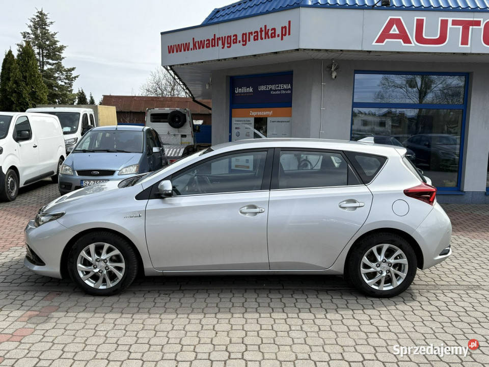 Toyota Auris 18 Hybryda KameraNavi Gwarancja centralny zamek Tarnowskie Góry