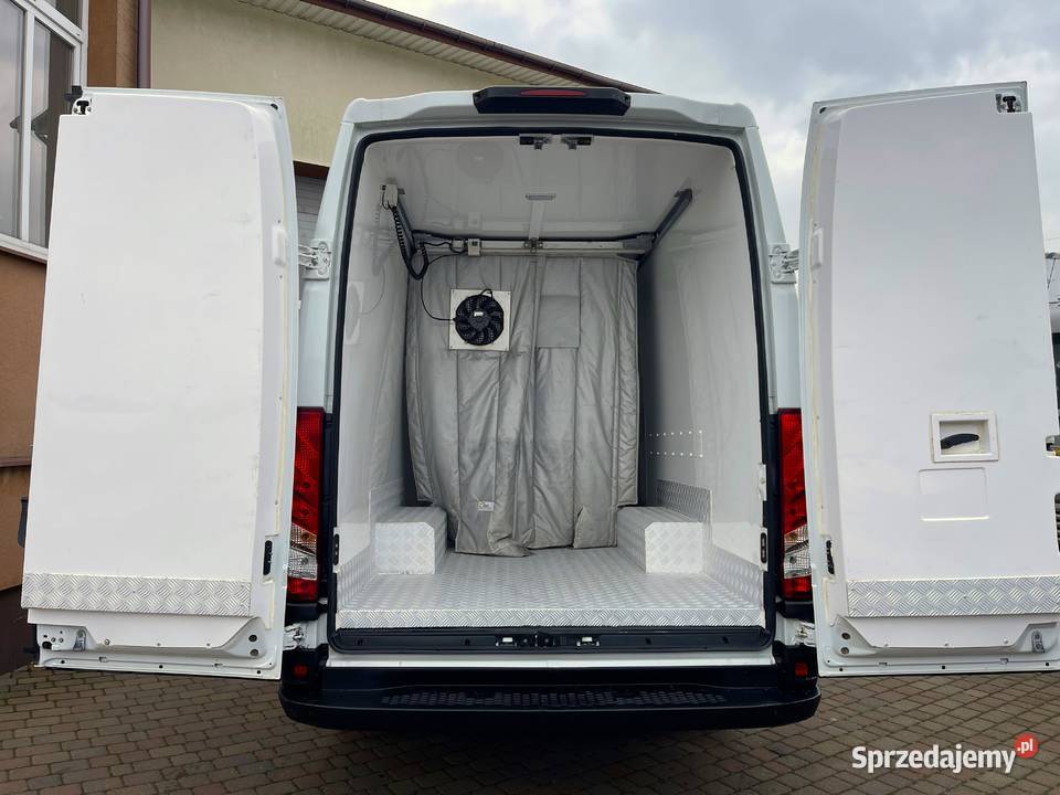 Iveco Daily L3H2 Chłodnia Bliźniaki sprowadzony Rawa Mazowiecka