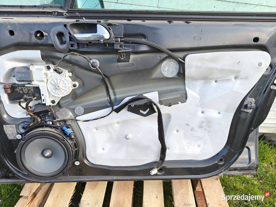 Peugeot 407 drzwi prawe przód czarne mazowieckie Przytyk