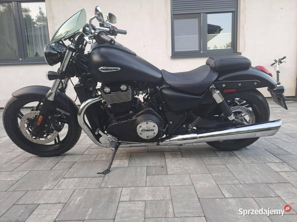 Triumph thunderbird storm 1700