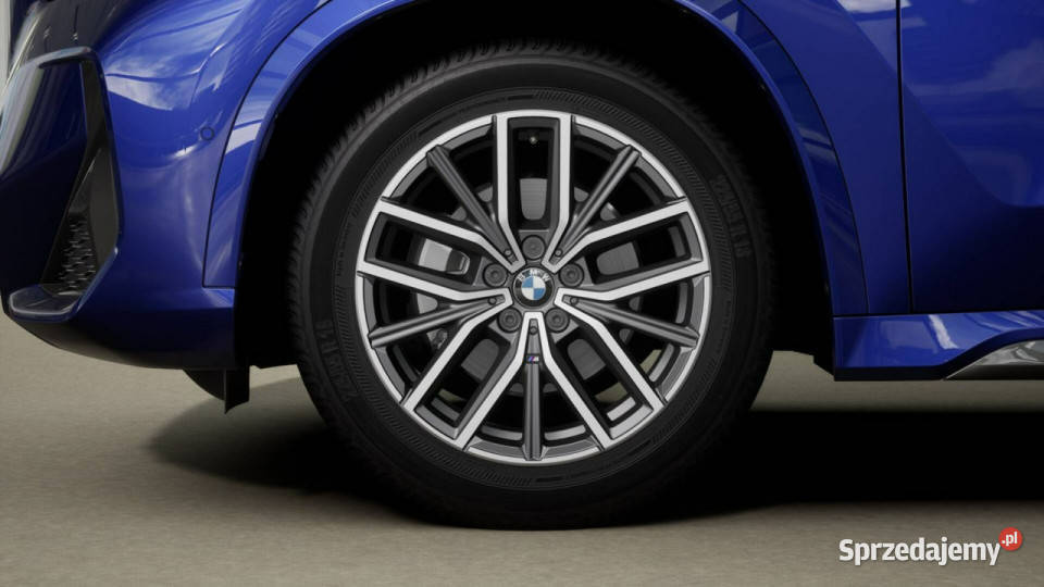 BMW X1 X1 sDrive18i DEMO U11 2022 benzyna X1 Łódź