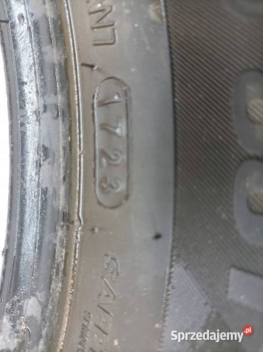 OPONA ZIMOWA KUMHO WINTERCRAFT WP52 18565R15