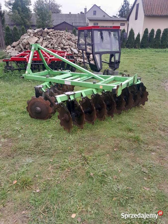 Brona talerzowa zadbana sprawna gruby materiał nieuszkodzony świętokrzyskie