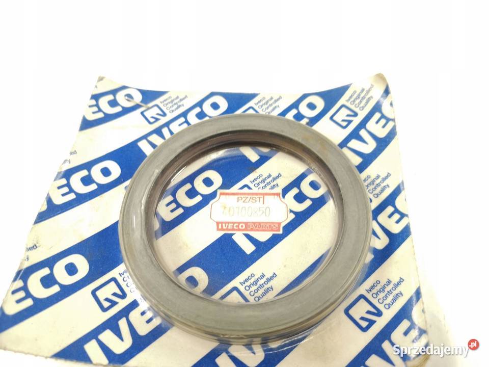 USZCZELNIACZ PIASTY PRZÓD 70X90X10 IVECO DAILY