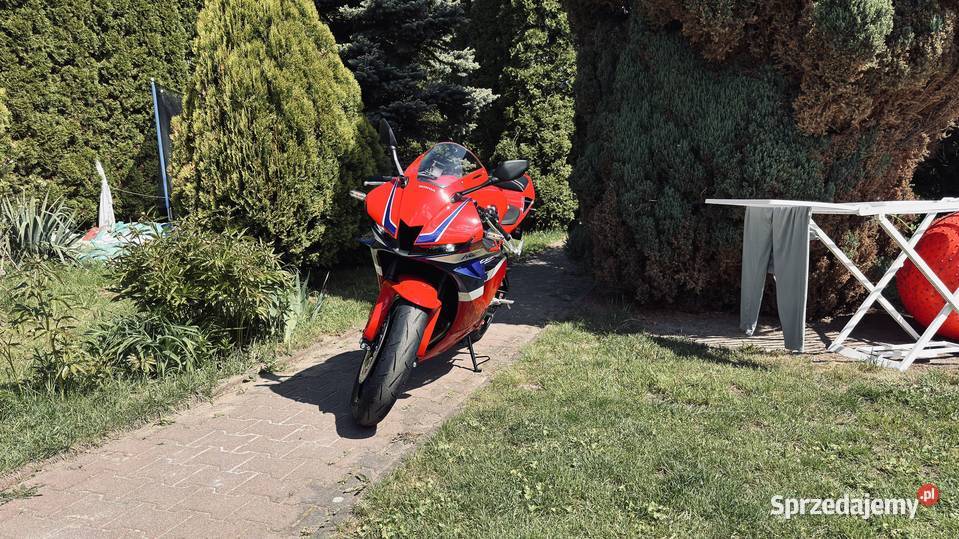 honda cbr 600rr 2025 Rok produkcji 2025
