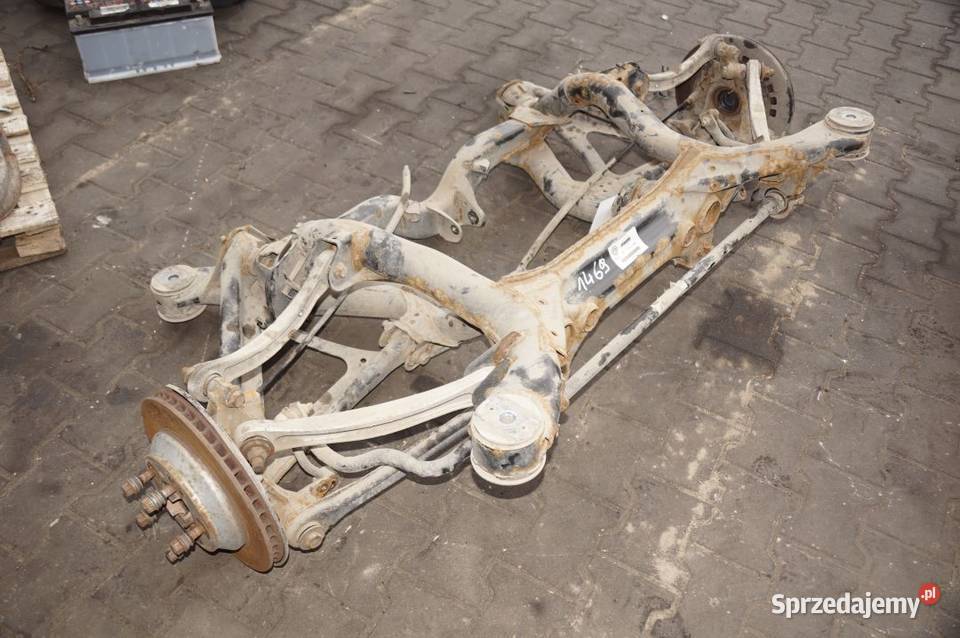 7L0500041 50TDI TOUAREG I BELKA SANKI TYŁ Lipno