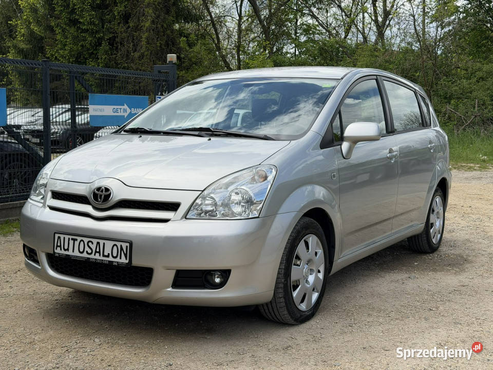 Toyota Corolla Verso VAT marża