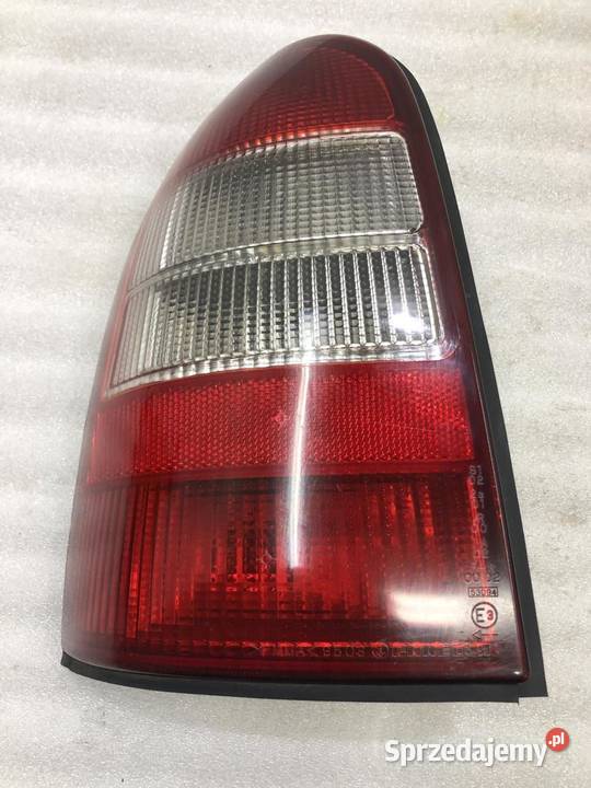 LAMPA LEWY TYŁ OPEL VECTRA B KOMBI 90585001