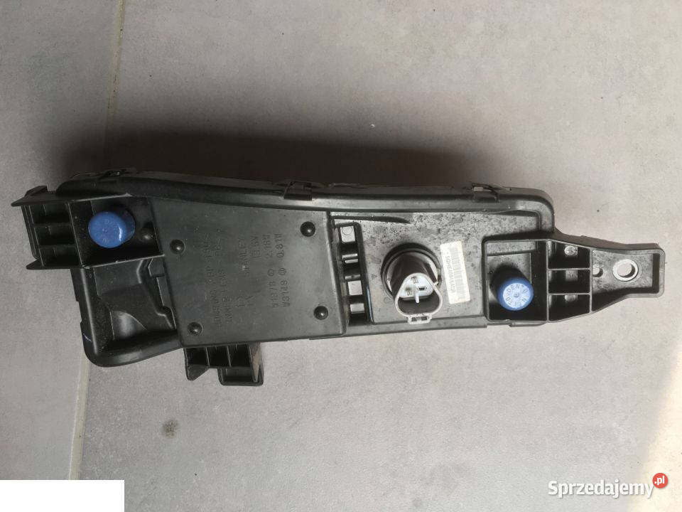 SUZUKI GRAND VITARA HALOGEN LED PRAWY ŚWIATŁO Kozubszczyzna sprzedam