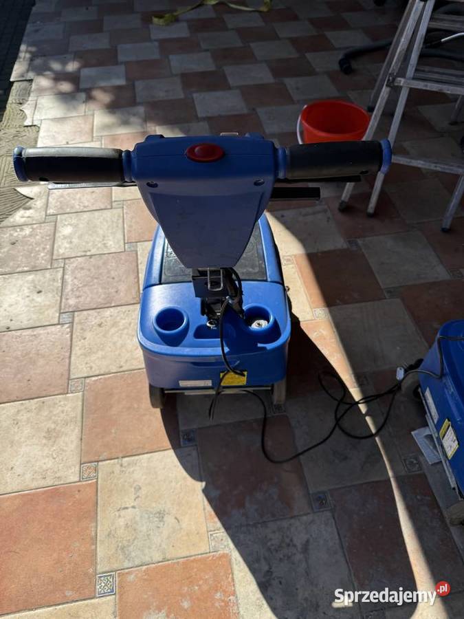 Maszyna czyszcząca Nilfisk Alto SCRUBTEC 3372 Warszawa