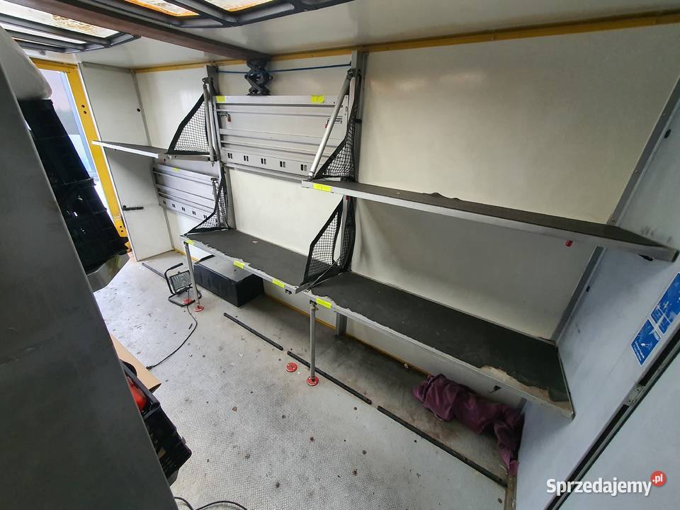 Zabudowa kogel kurier półki bus serwisowa