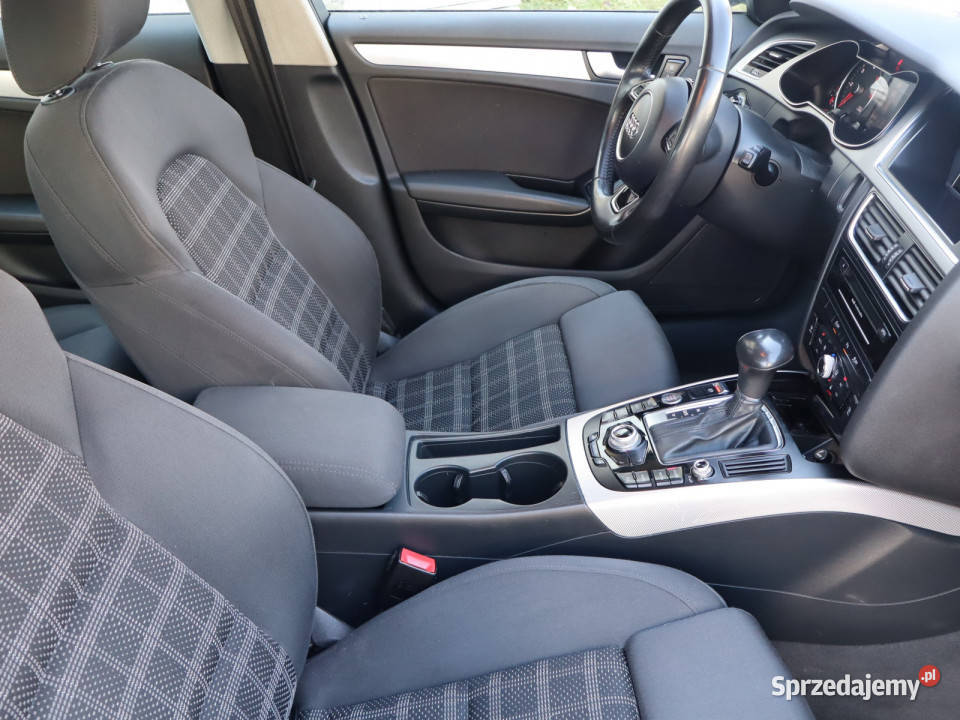 Audi A4 20 TDI światła przeciwmgielne Katowice sprzedam