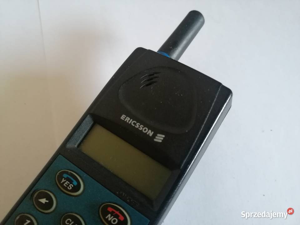 Stary telefon komórkowy Ericsson GA628 niebieski Pozostałe dolnośląskie Borów