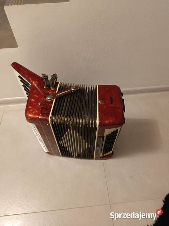 Akordeon muza bydgoska fabryka akordeonów Dębica
