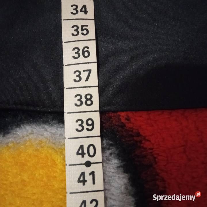 Czarny top ze śliskiego materiału r 44 Koszalin