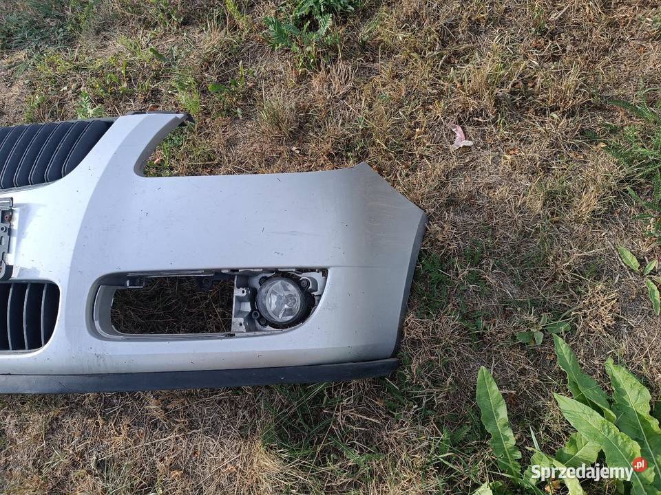 Zderzak przedni Skoda Fabia 2 srebrny