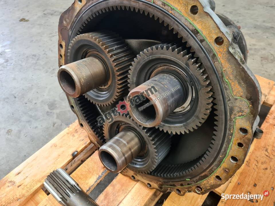 ZWOLNICA FENDT 824 VARIO SCR 934152150232 Byków