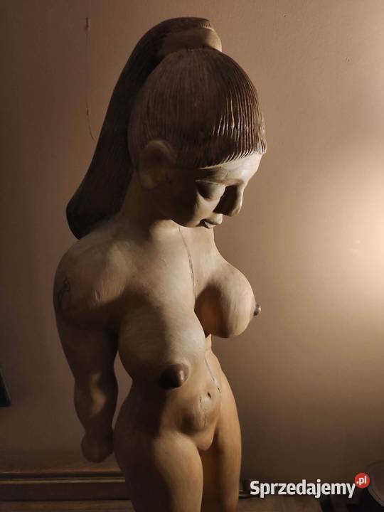 Rzeźba kobieta akt drewniana Rzeszów