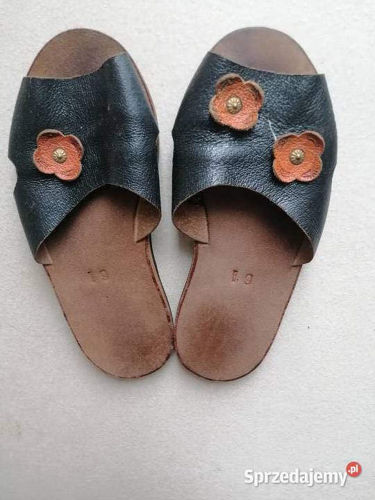 Klapki z naturalnej skóry licowej rozmiar 33 łódzkie Łódź