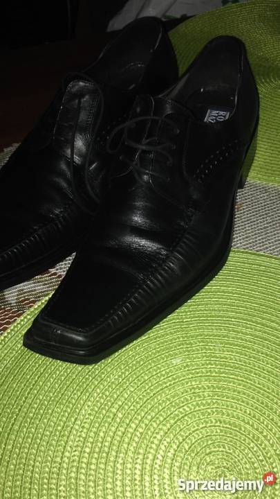 Nowe eleganckie buty męskie sprzedam