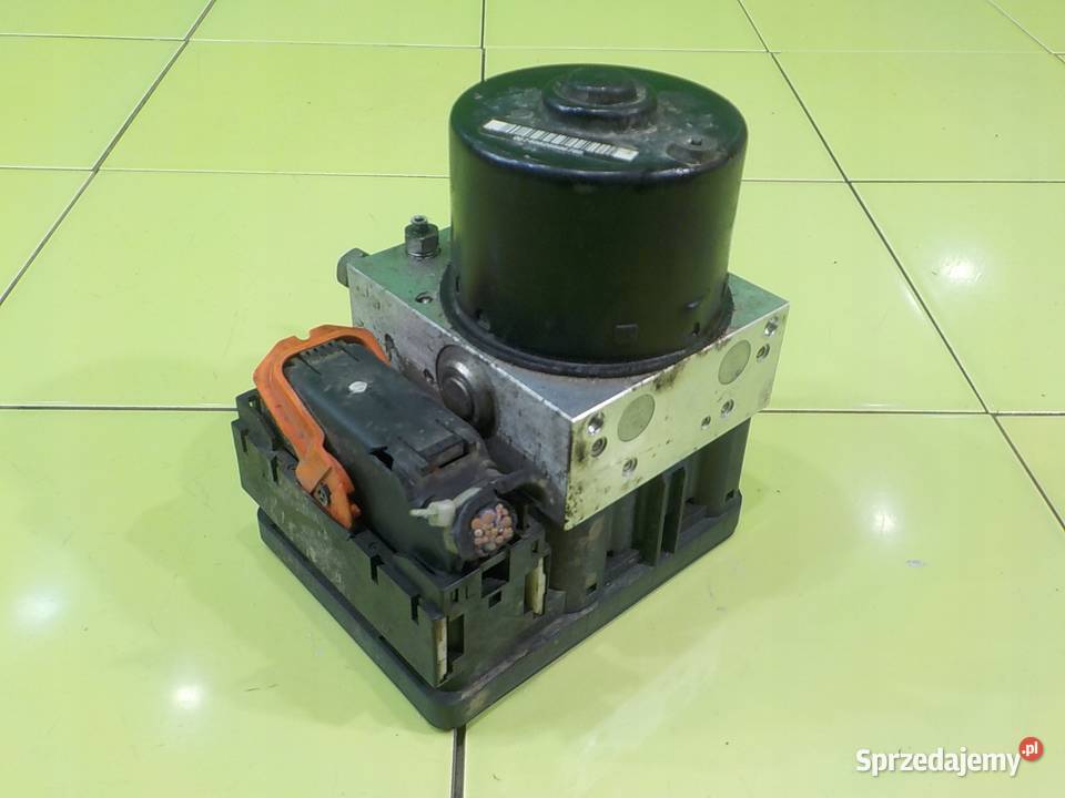 MITSUBISHI OUTLANDER II 20 DID 08r 0610 5D pompa