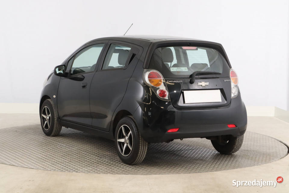 Chevrolet Spark 10 16V czarny