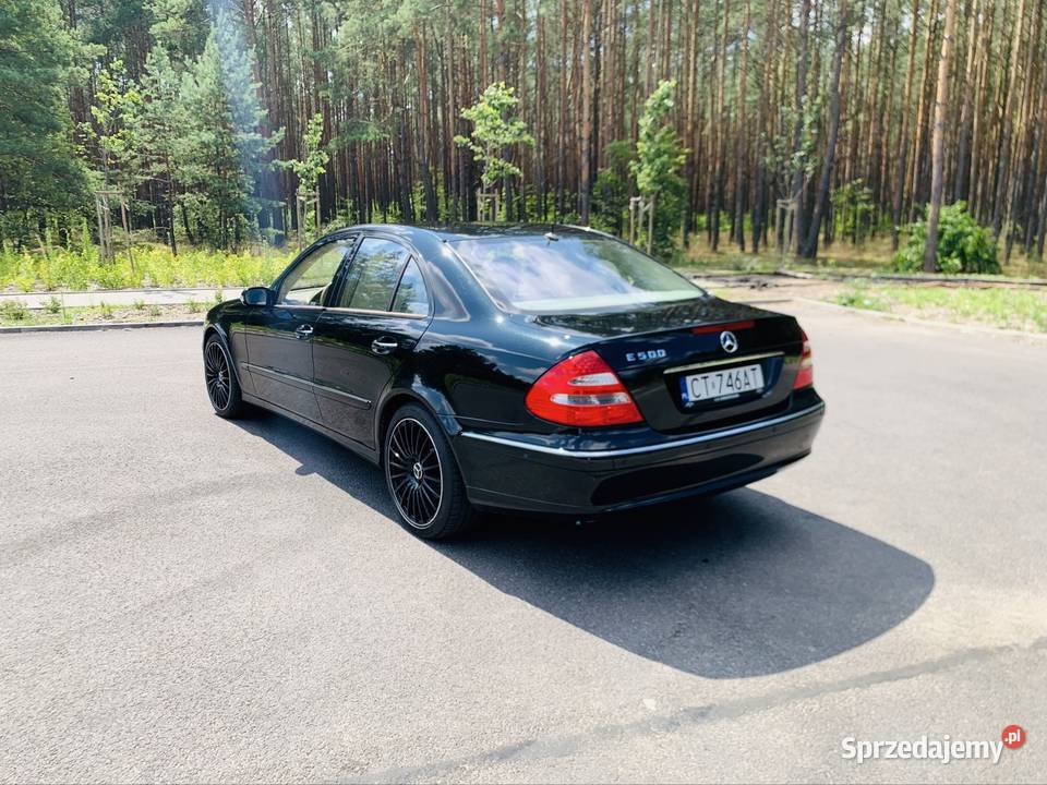 Mercedes W211 E500 stan bezwypadkowy czarny Toruń sprzedam