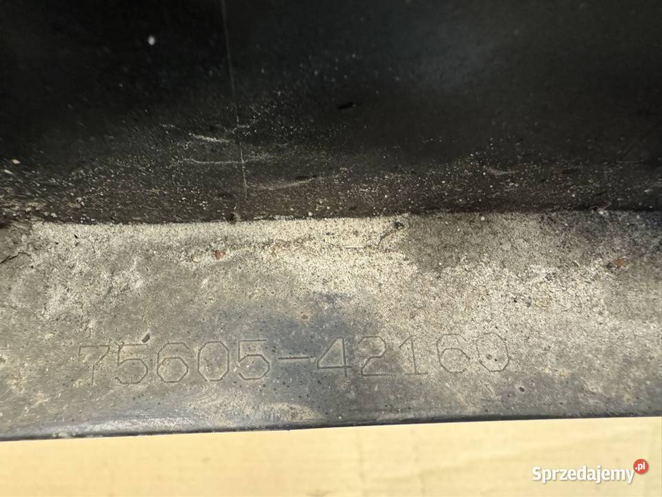 Listwa błotnika tył praw Toyota rav4 V 5 19 Sieraków