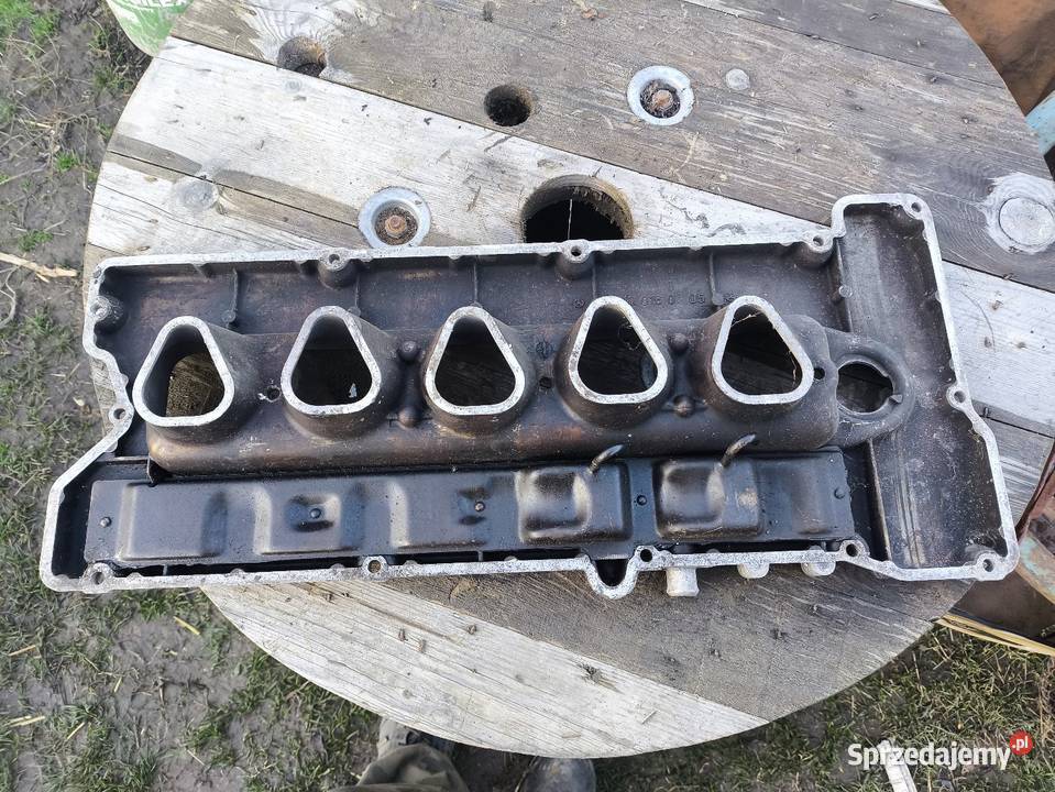 Pokrywa zawowór Mercedes 28 benzyna 280 w123 Lutoryż