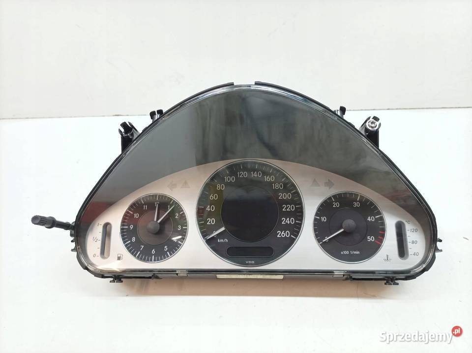 LICZNIK 2115408847 22 CDI 149 MercedesBenz