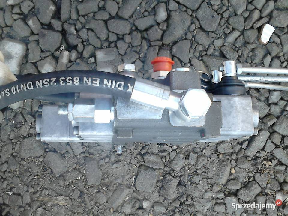 rozdzielacz hydrauliczny 3sekcje 40l sprzedam