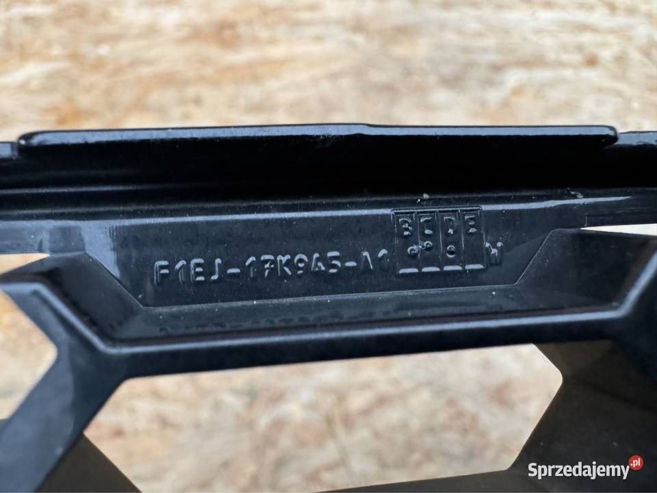 Środkowa kratka dolna zderzaka przód spoiler Pozostałe wielkopolskie Międzychód