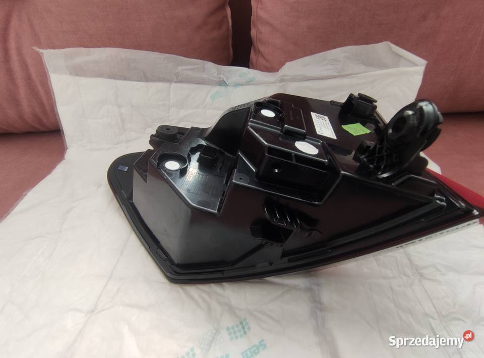 Lampa prawa BMW X1 u11 HIGH USA Zelów