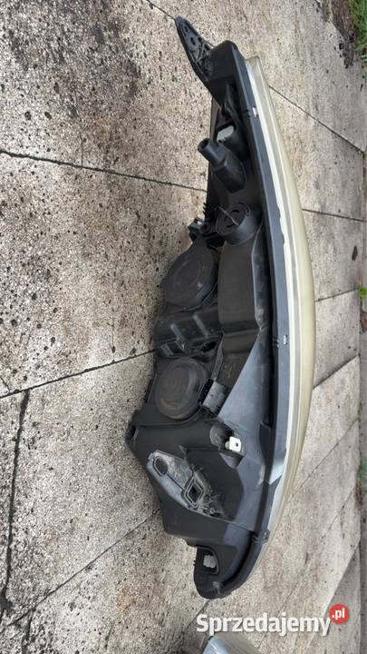 Renault Grand Scenic 2012r Lampy przód