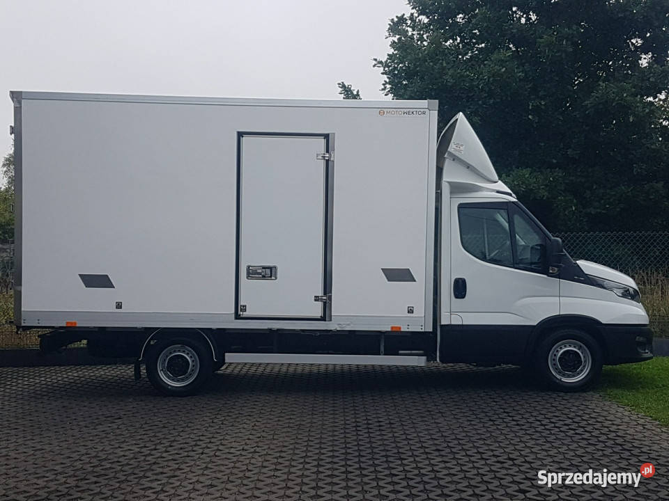 Iveco Daily KONTENER 8EP 421x223x223 KLIMA 30160 Poręba