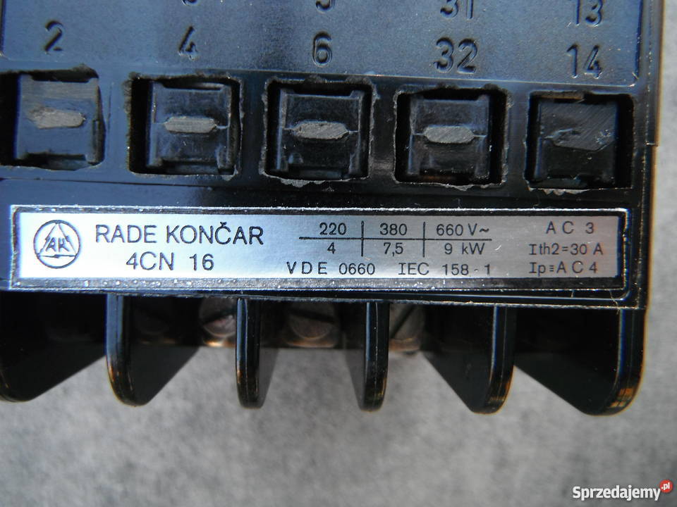 Stycznik 4CN16 220V 50Hz 30A Nowe 4cn 16 mazowieckie Chlewiska