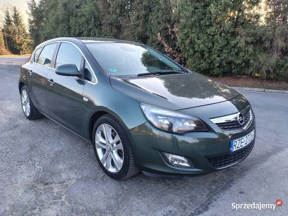 16 Benzyna Turbo 180 nieuszkodzony sprzedam